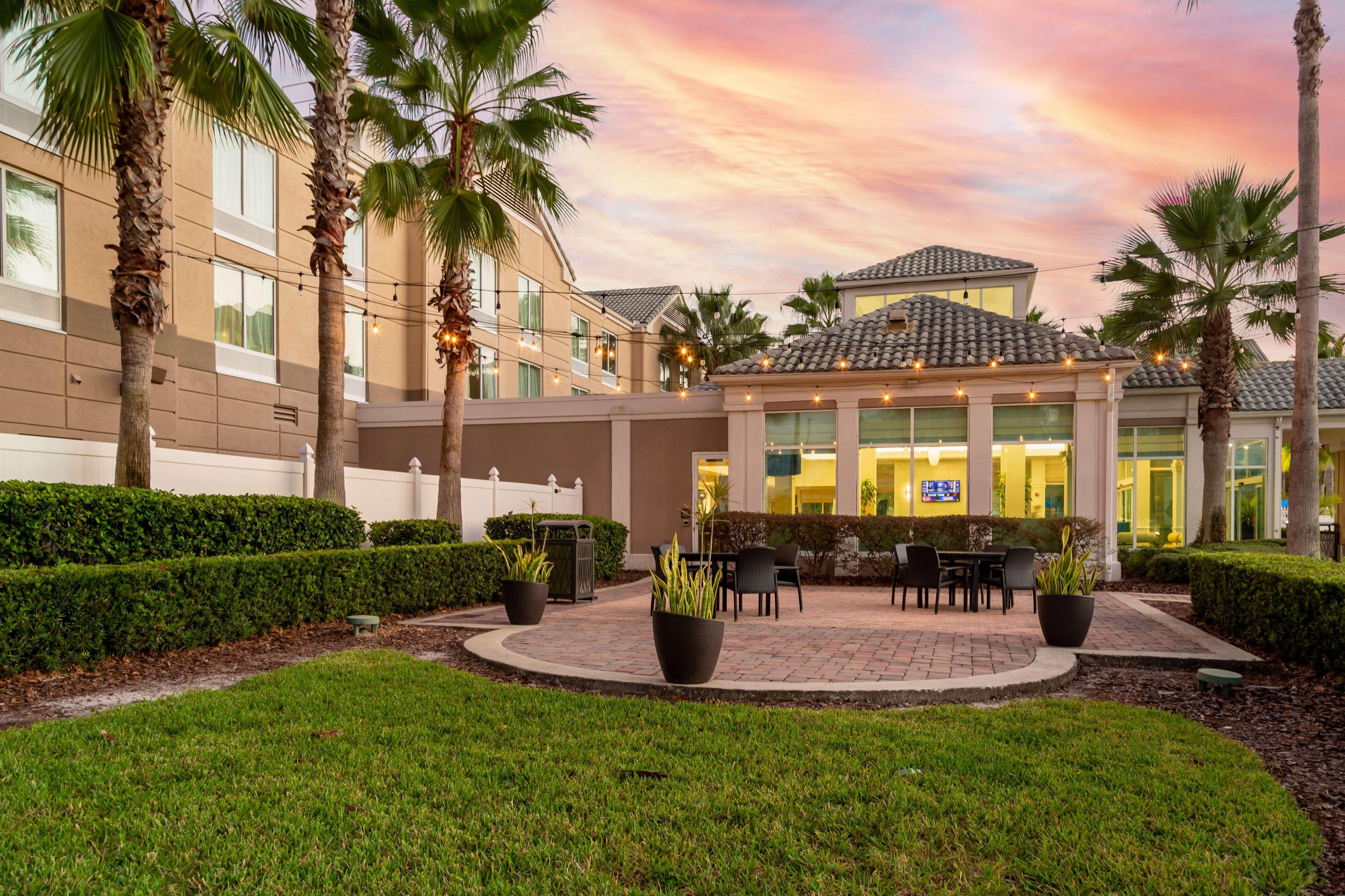 Hilton Garden Inn Orlando East - Ucf Area Alafaya Екстериор снимка